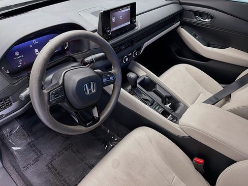 Used 2023 Honda Accord LX image 7