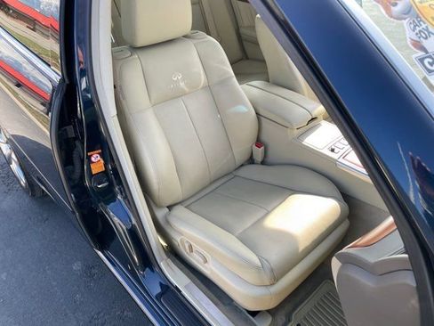 Used 2007 INFINITI M35 x w/ Technology Pkg image 23