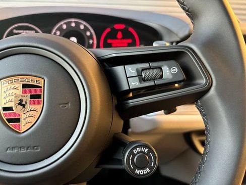 Certified 2026 Porsche Cayenne Coupe AWD/4WD image 16
