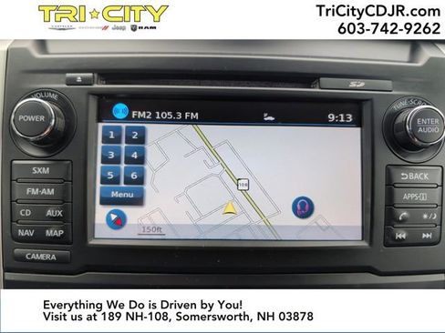 Used 2018 Nissan Titan SL w/ Chrome Package image 28