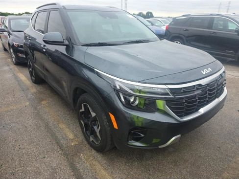 Used 2025 Kia Seltos EX w/ EX Sunroof Package FWD image 1