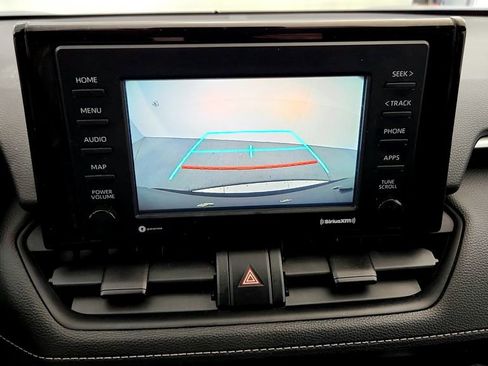 Used 2021 Toyota RAV4 LE w/ Carpet Mat Package (TMS) AWD/4WD image 31