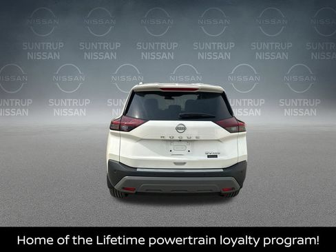 Certified 2023 Nissan Rogue SV w/ SV Premium B Package AWD/4WD image 5