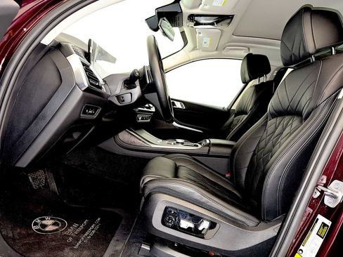 Certified 2024 BMW X7 xDrive40i w/ Premium Package AWD/4WD image 9