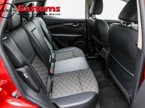 Used 2022 Nissan Rogue Sport SV w/ Technology Package AWD/4WD image 21