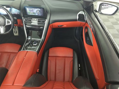 Used 2022 BMW 840i Convertible image 15