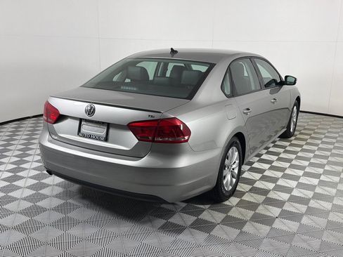 Used 2014 Volkswagen Passat 1.8T Wolfsburg Edition FWD image 5