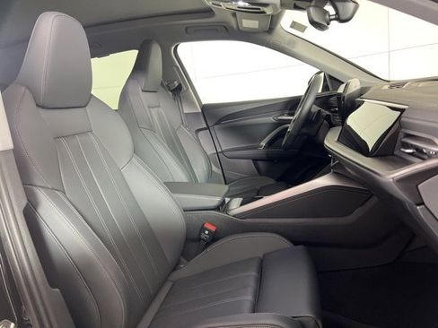 New 2025 Audi Q5 Premium Plus image 13