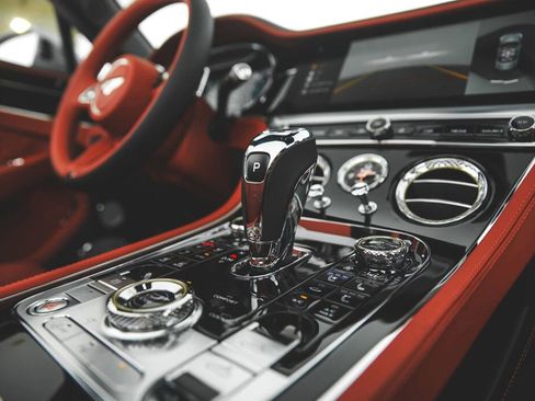 New 2023 Bentley Continental GT Azure image 10