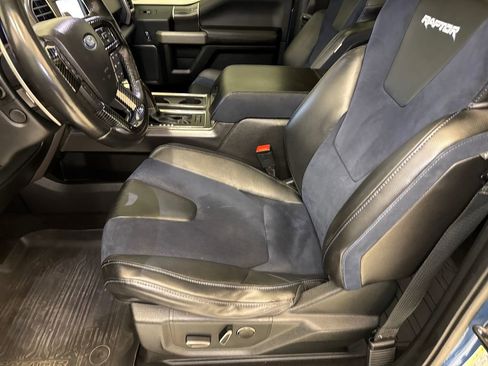Used 2019 Ford F150 Raptor w/ Equipment Group 802A Luxury image 18