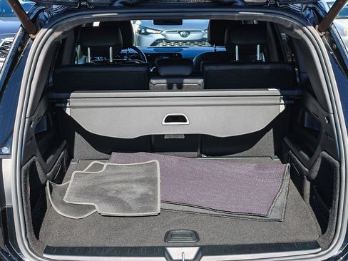 Used 2022 Mercedes-Benz GLB 250 image 26