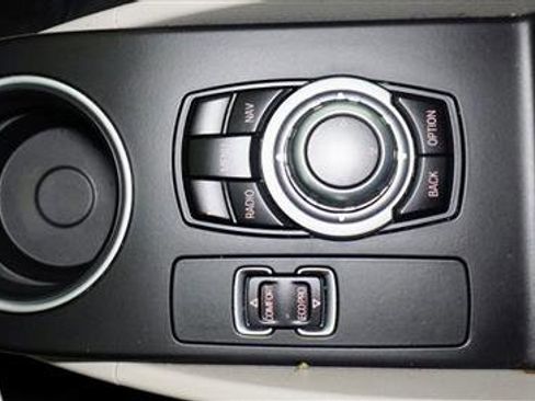 Used 2015 BMW i3 w/ Range Extender image 17