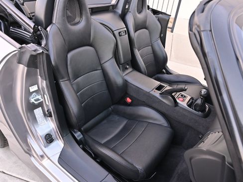 Used 2001 Honda S2000 image 21