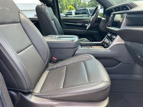 Used 2022 GMC Yukon Denali w/ Max Trailering Package AWD/4WD image 14