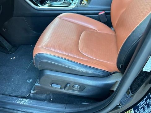 Used 2024 Kia Carnival SX Prestige FWD image 3