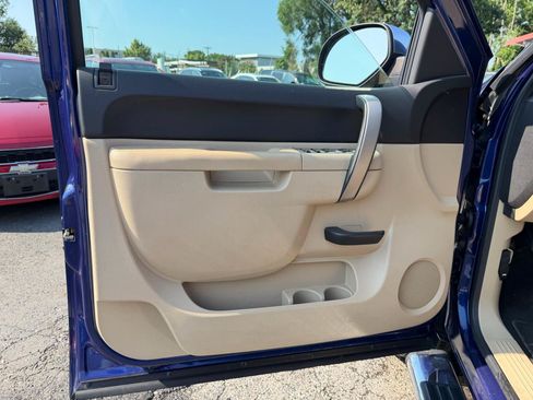 Used 2010 GMC Sierra 1500 SLE w/ Power Pack Plus AWD/4WD image 13