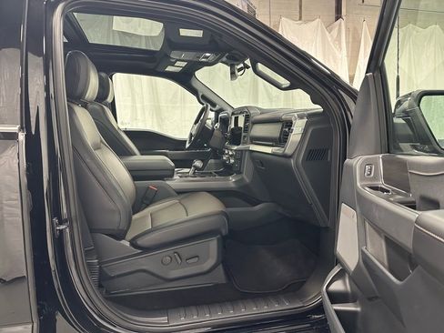 Used 2025 Ford F150 Lariat w/ Equipment Group 501A Mid image 58