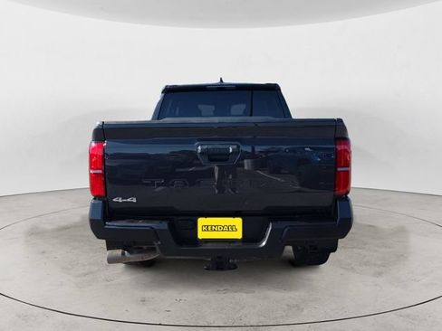 Used 2025 Toyota Tacoma SR5 AWD/4WD image 6