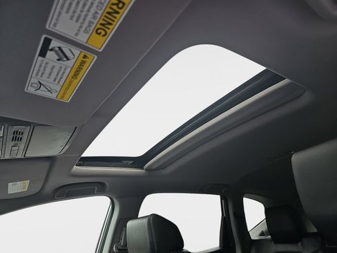Used 2018 Honda CR-V Touring image 33