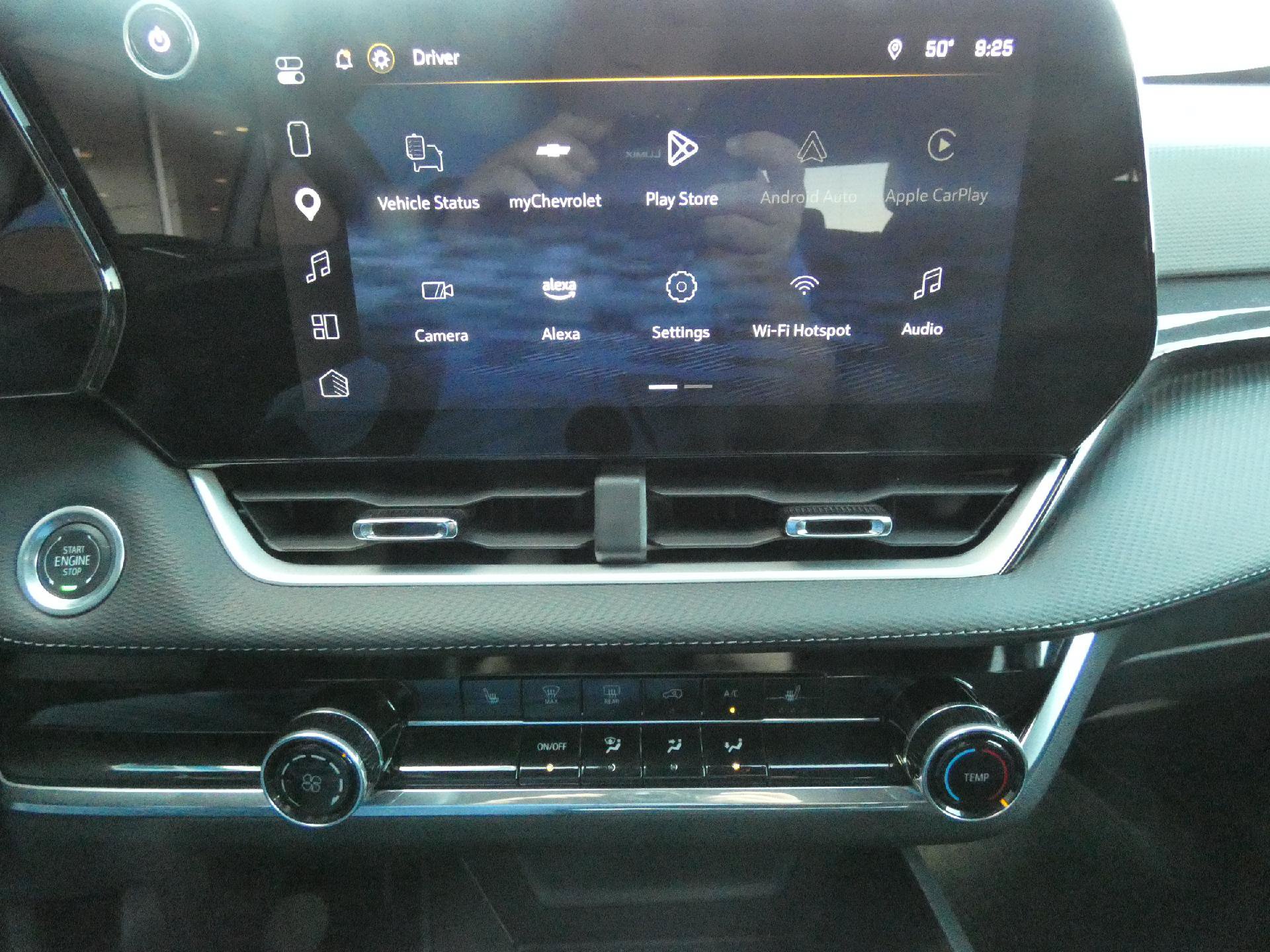 Certified 2025 Chevrolet Equinox LT w/ Safety and Technology Package FWD image 21