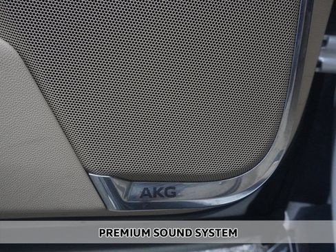 Used 2021 Cadillac Escalade ESV Premium Luxury image 4