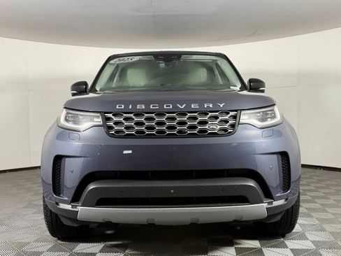 Used 2025 Land Rover Discovery S AWD/4WD image 11