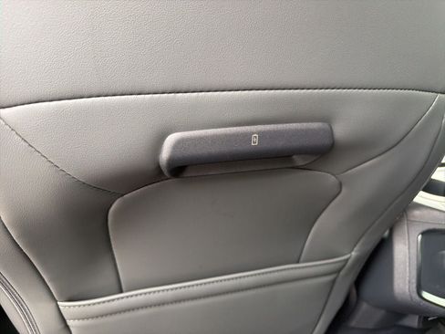 New 2026 Ford Expedition Active RWD image 13