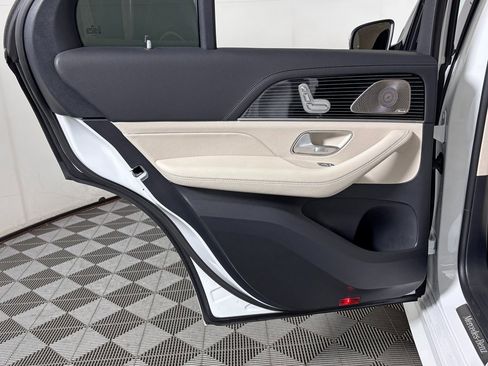 Used 2025 Mercedes-Benz GLE 350 4MATIC image 29