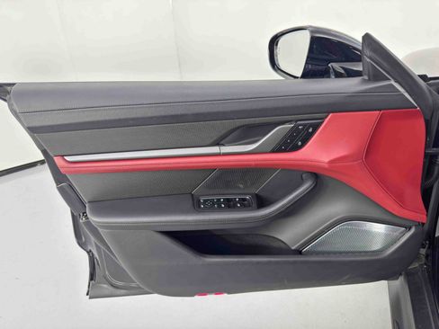 Used 2022 Porsche Taycan Turbo S image 48