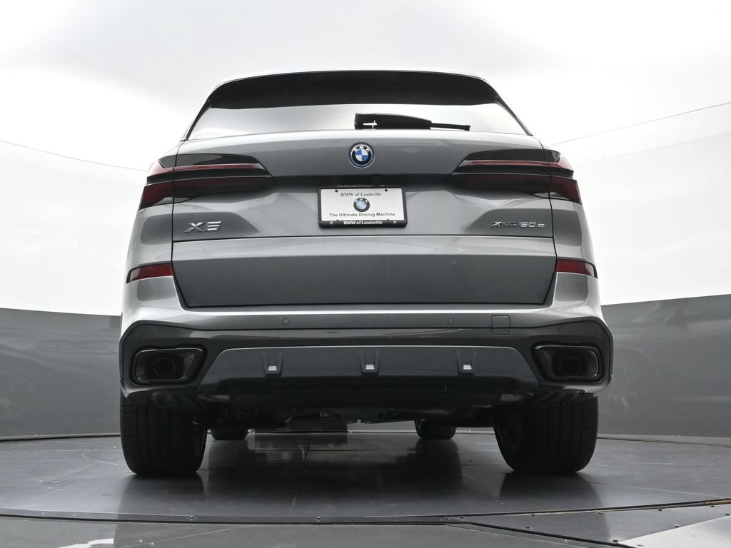 New 2026 BMW X5 xDrive50e w/ M Sport Package AWD/4WD image 27