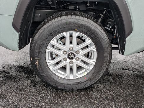 New 2026 Toyota Tundra SR5 w/ SR5 Convenience Package image 8