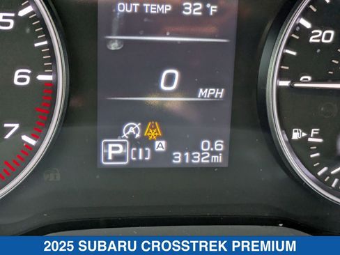 Certified 2025 Subaru Crosstrek 2.0i Premium image 18