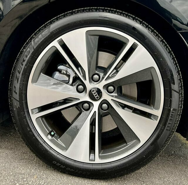 Used 2025 Audi A6 e-tron Prestige AWD/4WD image 31