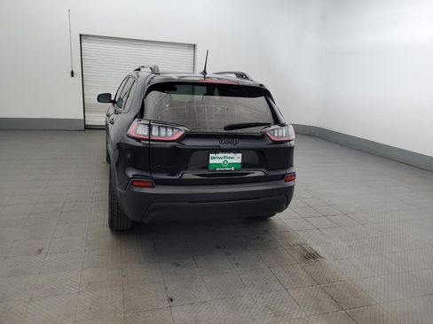 Used 2021 Jeep Cherokee Latitude Plus AWD/4WD image 6