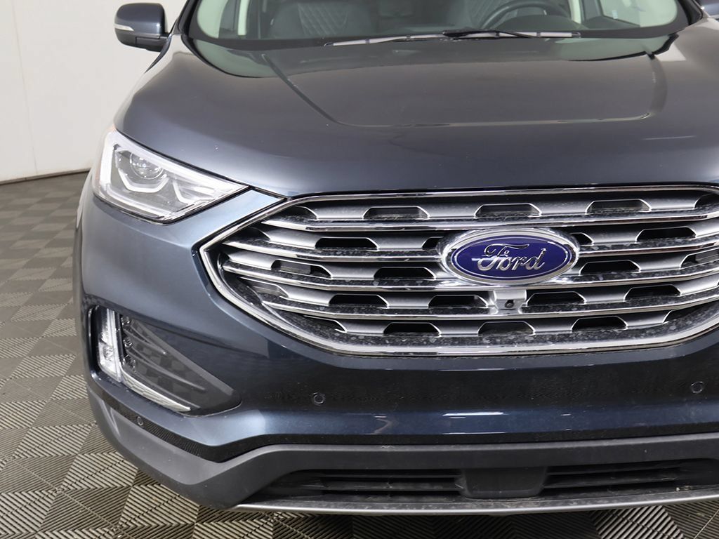 Used 2023 Ford Edge Titanium w/ Equipment Group 301A AWD/4WD image 15