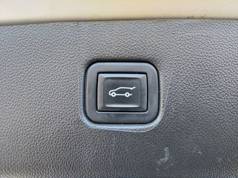 Used 2023 Chevrolet Blazer Premier w/ Driver Confidence II Package image 36