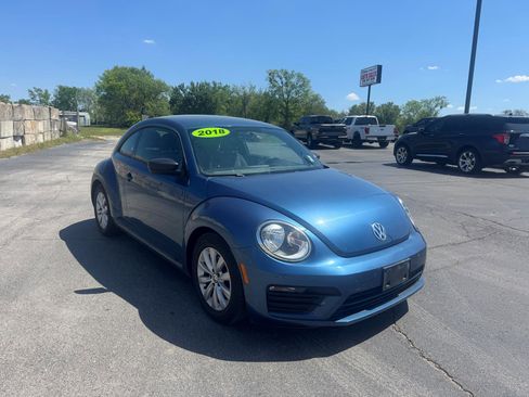 Used 2018 Volkswagen Beetle 2.0T Coast FWD image 1