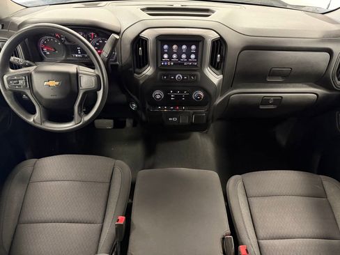 Used 2023 Chevrolet Silverado 1500 Custom AWD/4WD image 16