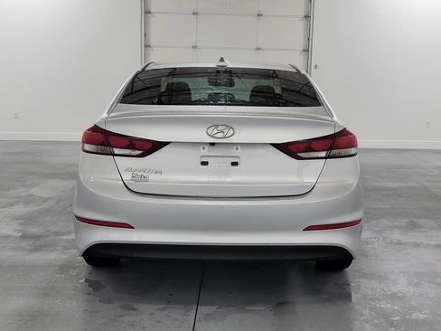 Used 2018 Hyundai Elantra SEL image 8