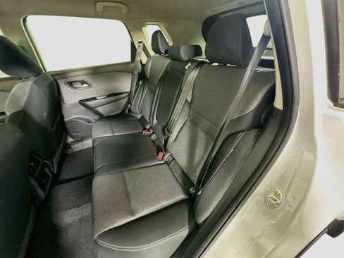 Used 2023 Nissan Rogue SV FWD image 26
