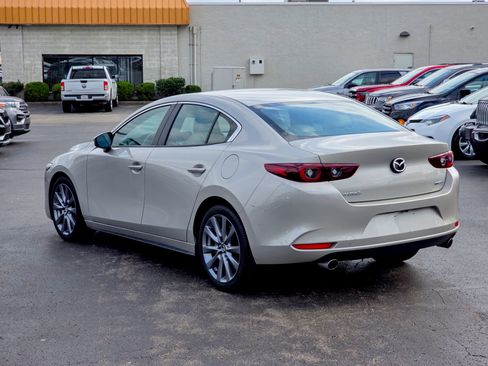 Used 2025 MAZDA MAZDA3 s image 5