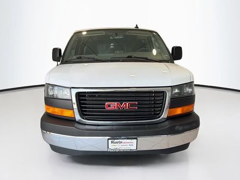 Used 2025 GMC Savana 2500 w/ Driver Convenience Package RWD image 2