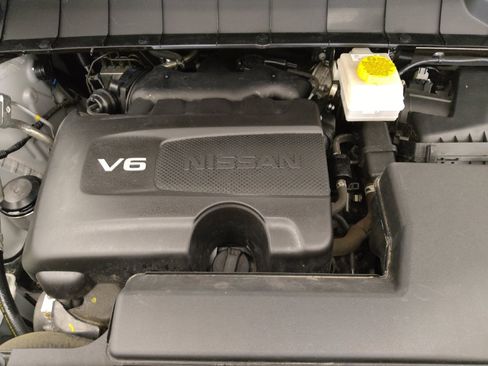 Used 2022 Nissan Pathfinder SL w/ Lighting Package (N92) FWD image 30