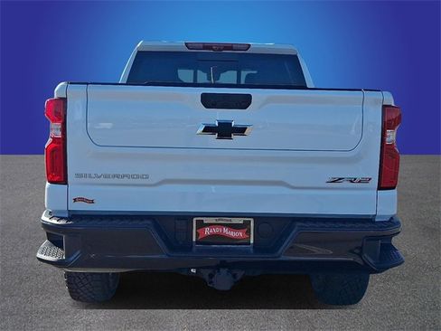 Used 2025 Chevrolet Silverado 1500 ZR2 w/ Technology Package image 5