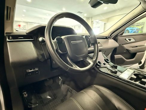 Used 2019 Land Rover Range Rover Velar S AWD/4WD image 9
