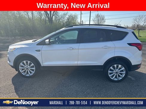 Used 2019 Ford Escape SEL AWD/4WD image 2