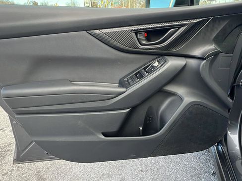 Used 2021 Subaru Crosstrek 2.0i Premium w/ Moonroof Package image 21