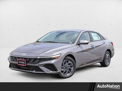 New 2025 Hyundai Elantra Blue