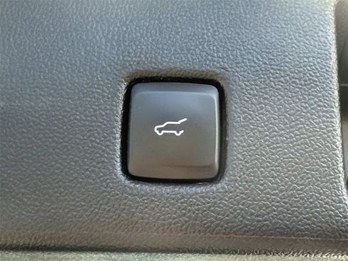 Used 2022 Ford Escape Titanium w/ Titanium Elite Package image 19