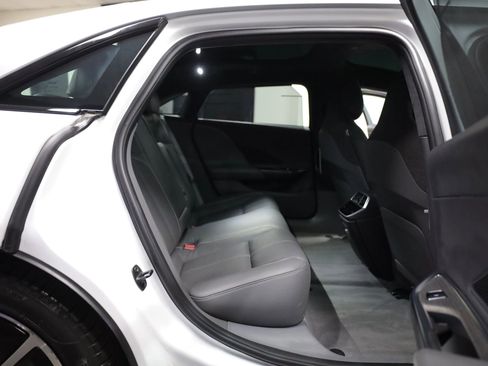 Used 2022 Lucid Air Grand Touring image 41